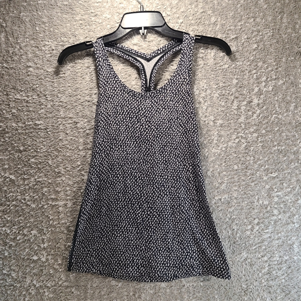 Lululemon Cool Racer Tank Top Black White Size 4 READ